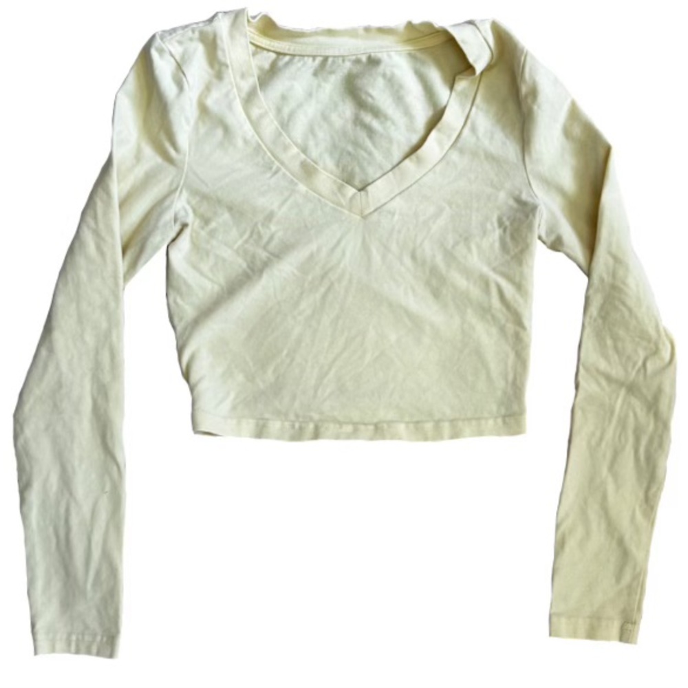 Yellow Crop-Top Long Sleeve
in perfect condition 
 Size small
